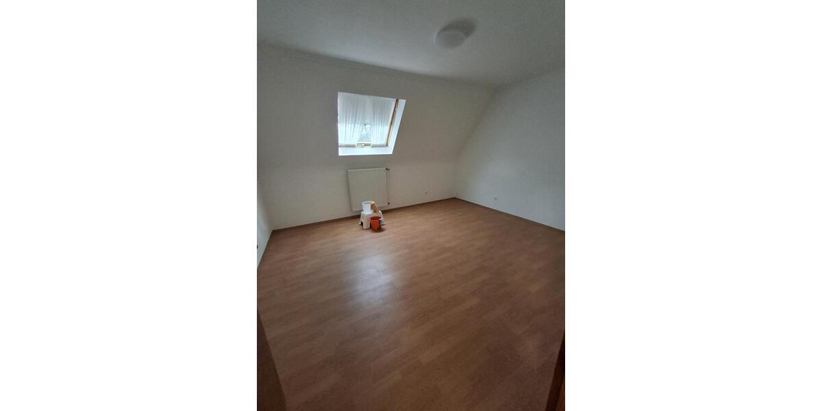 Dachgeschoßwohnung Sohren - 5 Zimmer, 115 m&sup2;, 750&euro; | Angebot:26123490