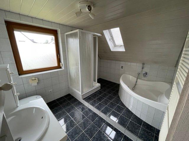 Dachgeschoßwohnung Gammertingen - 3.5 Zimmer, 80 m&sup2;, 800&euro; | Angebot:26380267