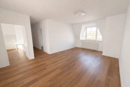 Wohnung Duisburg Duisburg-Mitte - 3 Zimmer, 89 m&sup2;, 740&euro; | Angebot:26663306