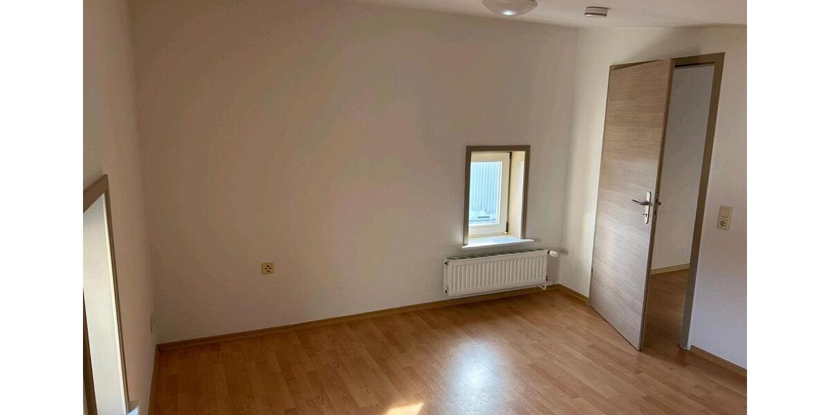 Etagenwohnung Niebüll - 3 Zimmer, 83 m&sup2;, 620&euro; | Angebot:25125357