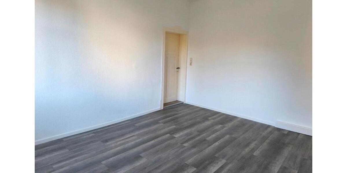 Etagenwohnung Mittweida - 4 Zimmer, 90 m&sup2;, 950&euro; | Angebot:26044963