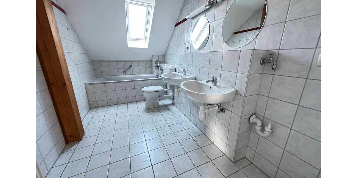 Maisonettenwohnung Ahorn - 5 Zimmer, 114 m&sup2;, 850&euro; | Angebot:24717020