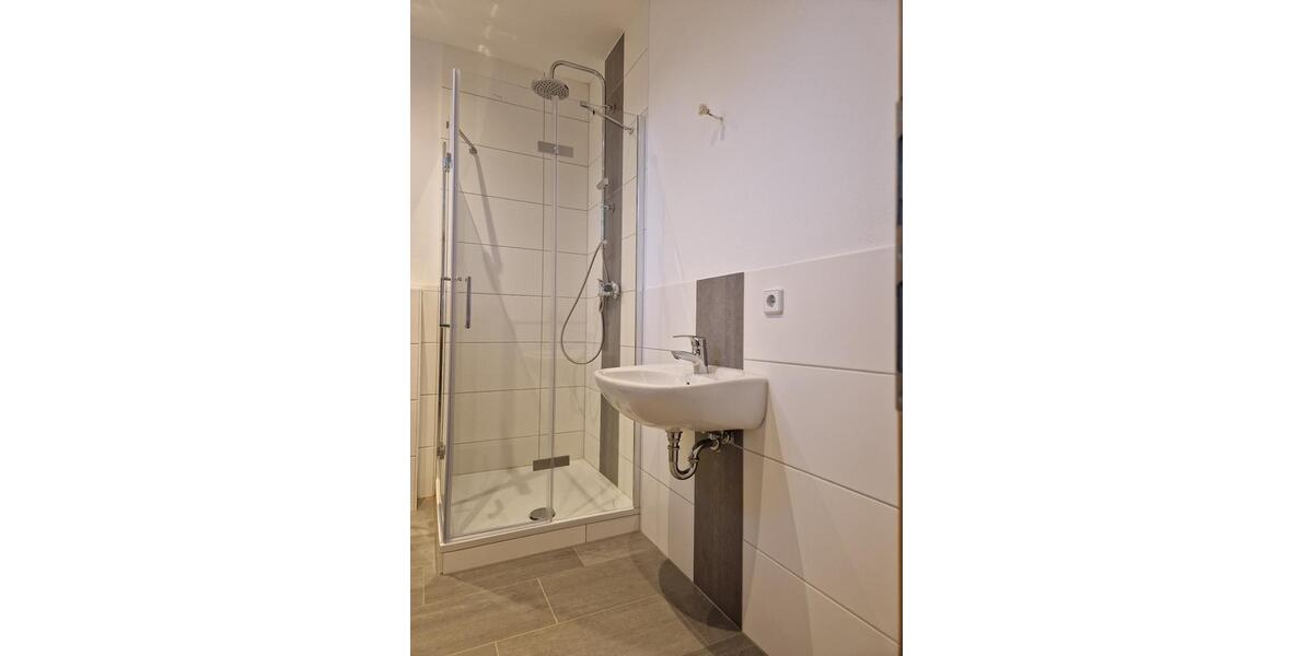 Etagenwohnung Hartmannsdorf - 3 Zimmer, 70 m&sup2;, 500&euro; | Angebot:26637270
