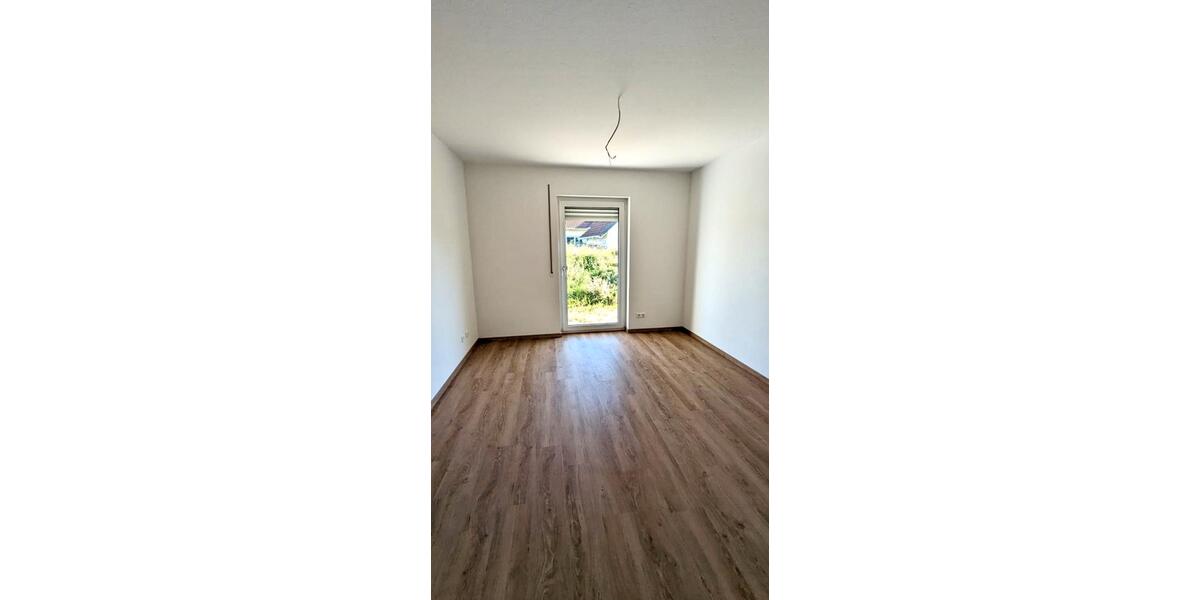 Bungalow Ahorntal - 3 Zimmer, 98 m&sup2;, 1.010&euro; | Angebot:26645239