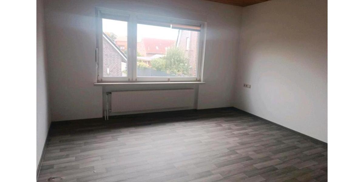 Erdgeschoßwohnung Norden - 3 Zimmer, 94 m&sup2;, 850&euro; | Angebot:24832665