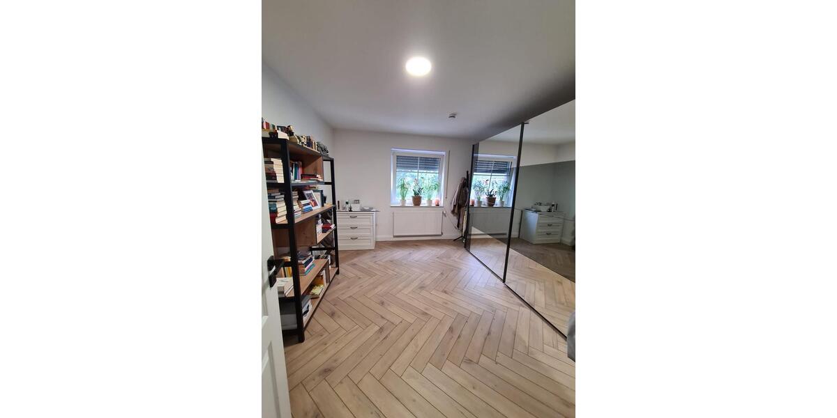 Dachgeschoßwohnung Papenburg - 3 Zimmer, 78 m&sup2;, 1.000&euro; | Angebot:26420453