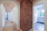 Frisch renovierte ca. 81 m² große Mietwohnung mit Loggia, 2 modernen Bädern, Garage und Stellplatz
