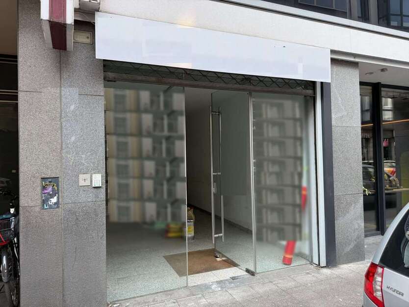 Einzelhandel in Köln 1.400 € 31 m²