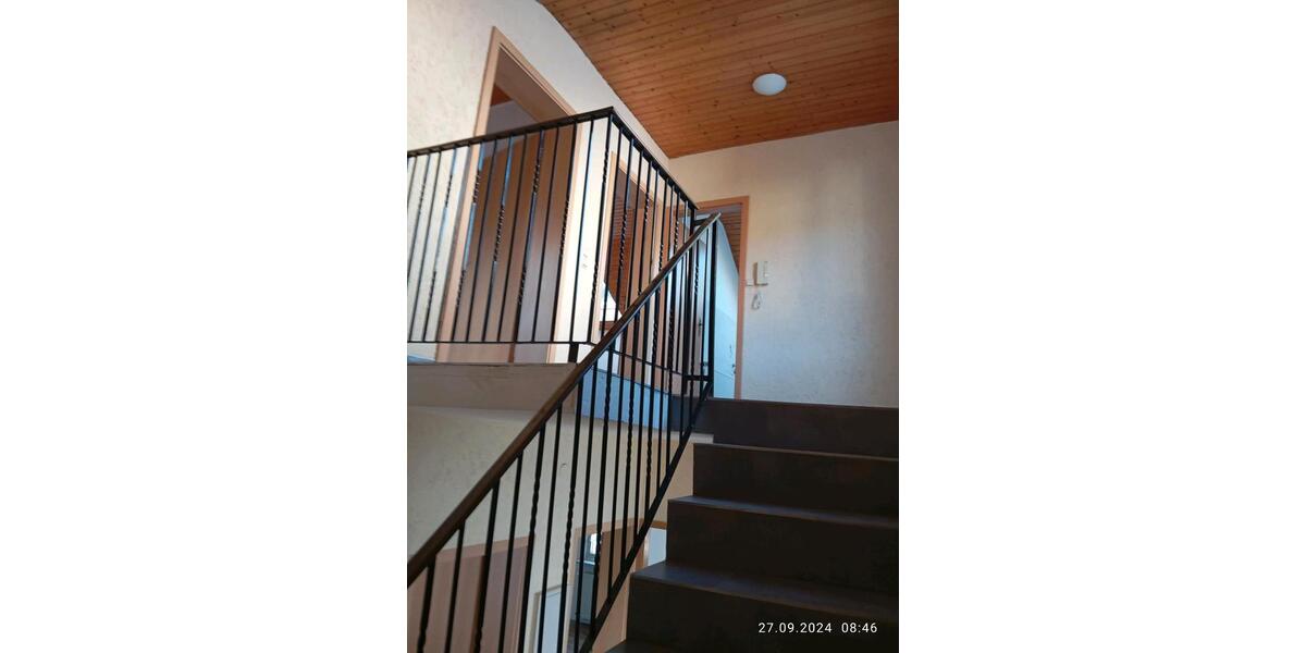 Etagenwohnung Völklingen - 4 Zimmer, 90 m&sup2;, 550&euro; | Angebot:26250193