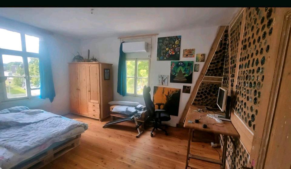 Wohnen auf Zeit Windeck - 2 Zimmer, 250 m&sup2;, 250&euro; | Angebot:26268305