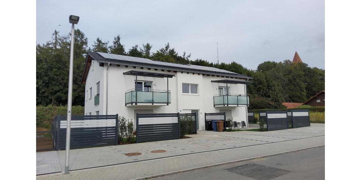 Etagenwohnung Osterhofen - 3 Zimmer, 84 m&sup2;, 850&euro; | Angebot:26624066
