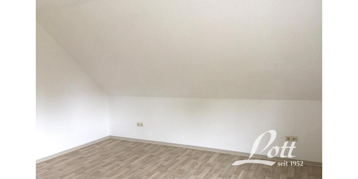 Dachgeschoßwohnung Saterland - 2 Zimmer, 49 m&sup2;, 450&euro; | Angebot:26592295