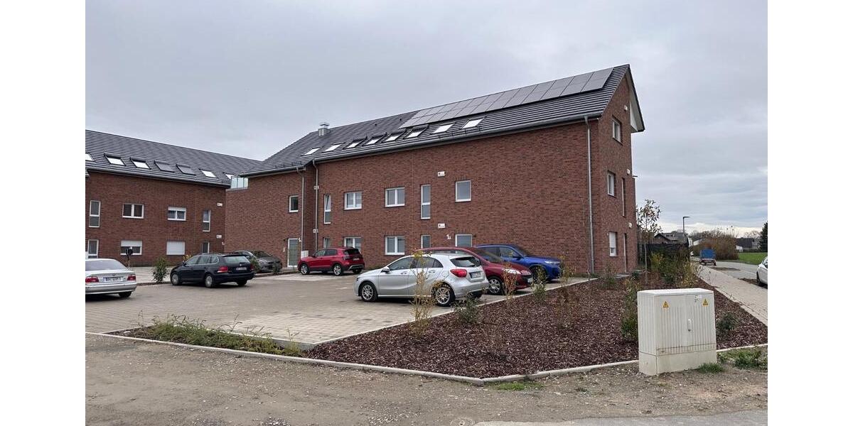 Dachgeschoßwohnung Vechelde - 3 Zimmer, 98 m&sup2;, 1.140&euro; | Angebot:24750912