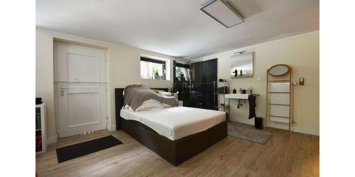 Wohnen auf Zeit Willich - 5 Zimmer, 150 m&sup2;, 3.350&euro; | Angebot:26495393