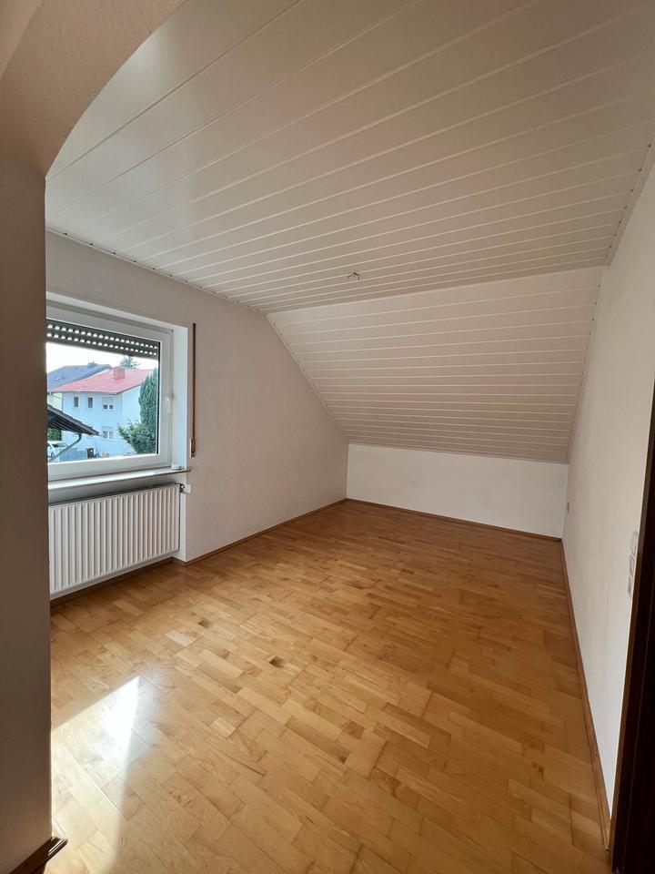 Modernisierte 4,5-Zimmer-Dachgeschoßwohnung mit
