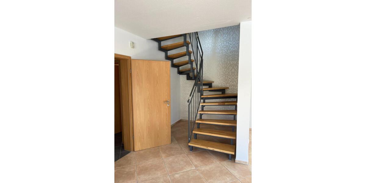 Doppelhaushälfte Altenkunstadt - 3 Zimmer, 80 m&sup2;, 800&euro; | Angebot:24695614