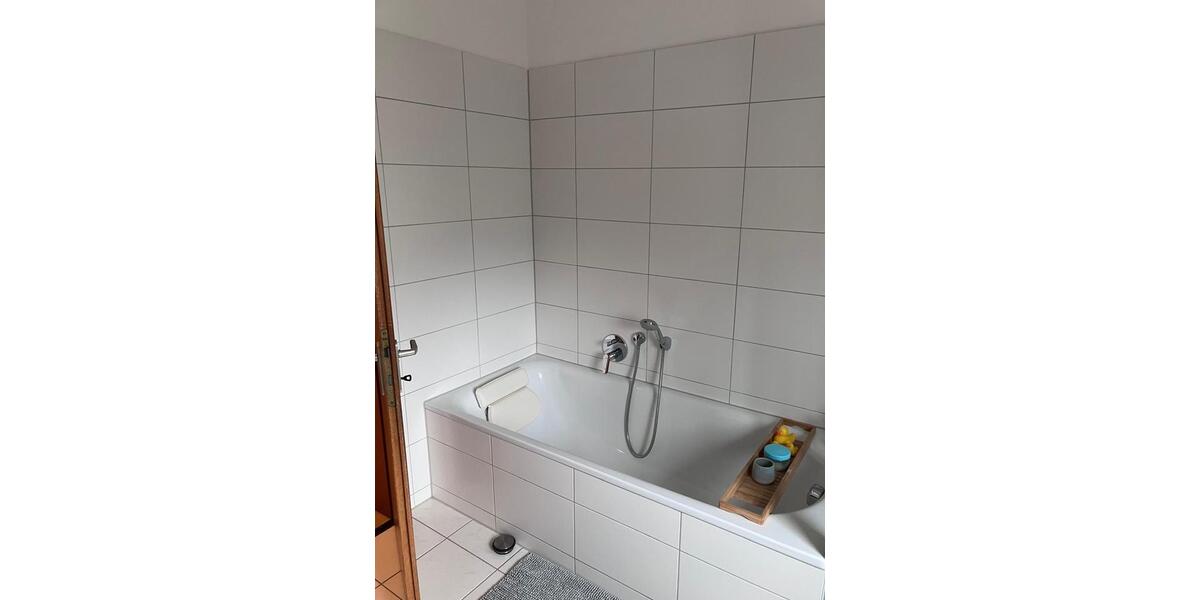 Etagenwohnung Riedstadt - 4 Zimmer, 9 m&sup2;, 1.200&euro; | Angebot:26042481