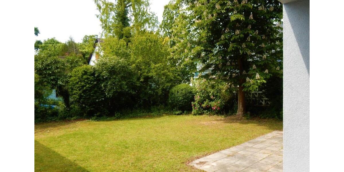 Doppelhaushälfte Schwetzingen - 7 Zimmer, 180 m&sup2;, 1.800&euro; | Angebot:26241969