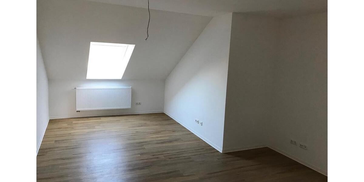 Dachgeschoßwohnung Tellingstedt - 4 Zimmer, 156 m&sup2;, 1.190&euro; | Angebot:26380781