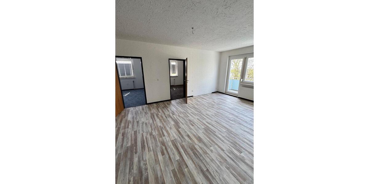 Etagenwohnung Sulingen - 3 Zimmer, 74 m&sup2;, 740&euro; | Angebot:26523715