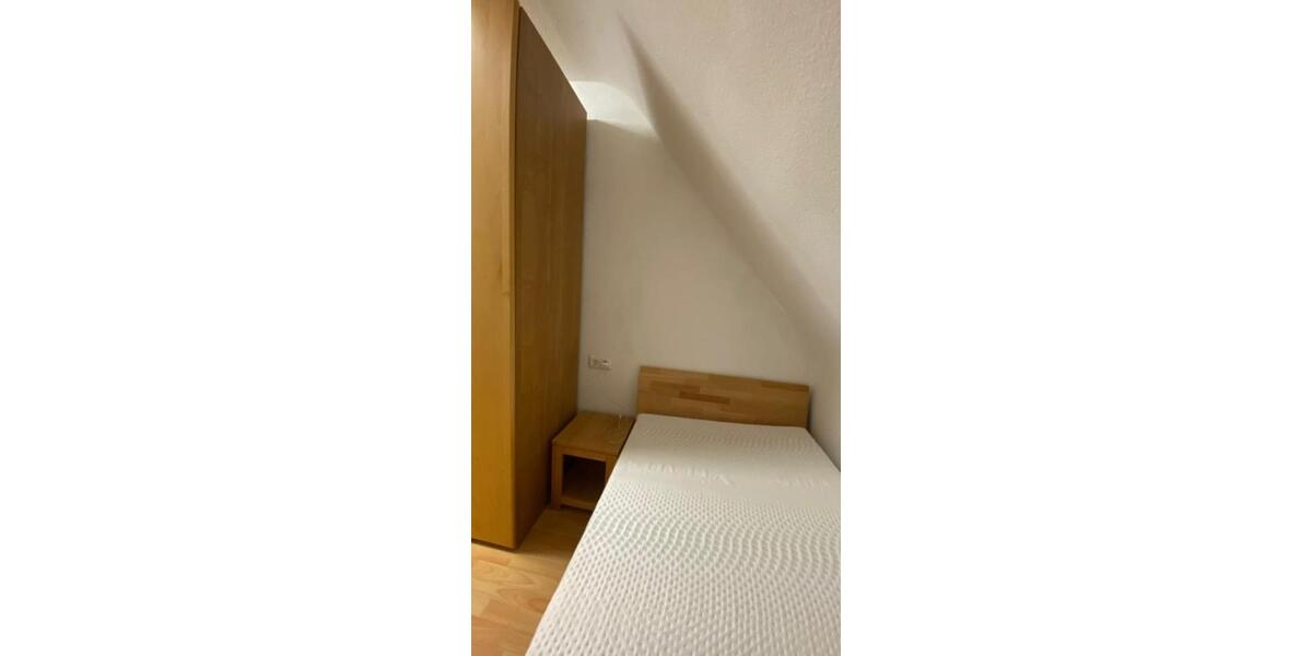 Wohnen auf Zeit Reutlingen Reutlingen-Betzingen - 1 Zimmer, 9 m&sup2;, 390&euro; | Angebot:24655824
