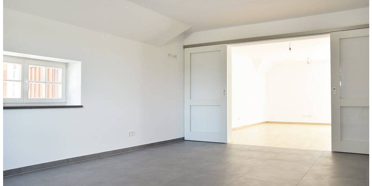 Etagenwohnung Wachau Lomnitz - 4 Zimmer, 160 m&sup2;, 1.480&euro; | Angebot:23479274