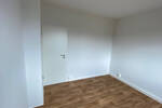 Etagenwohnung Suhl Neundorf - 4 Zimmer, 64 m&sup2;, 400&euro; | Angebot:26393587