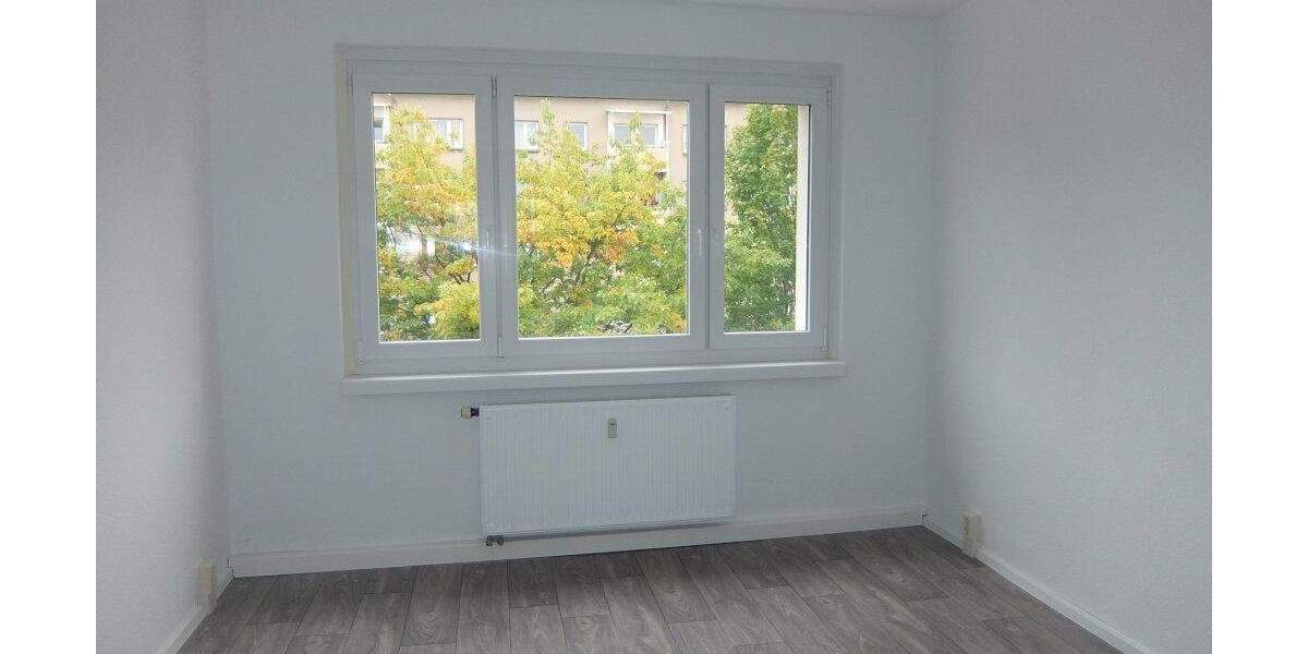 Etagenwohnung Döbeln Sörmitz - 3 Zimmer, 58 m&sup2;, 329&euro; | Angebot:25916521