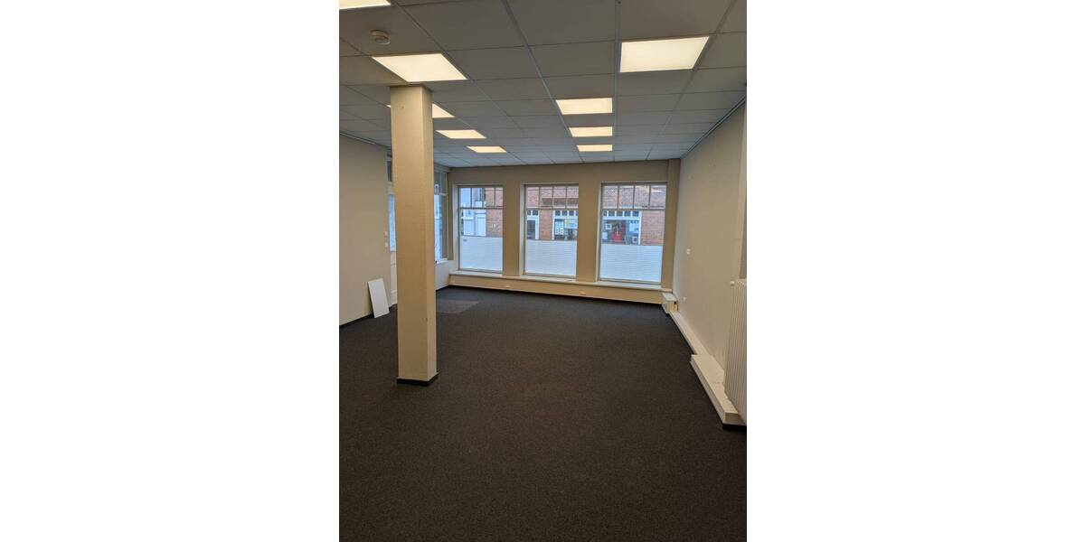 Gewerbeobjekt Heide - 2 Zimmer, 60 m&sup2;, 900&euro; | Angebot:25815054