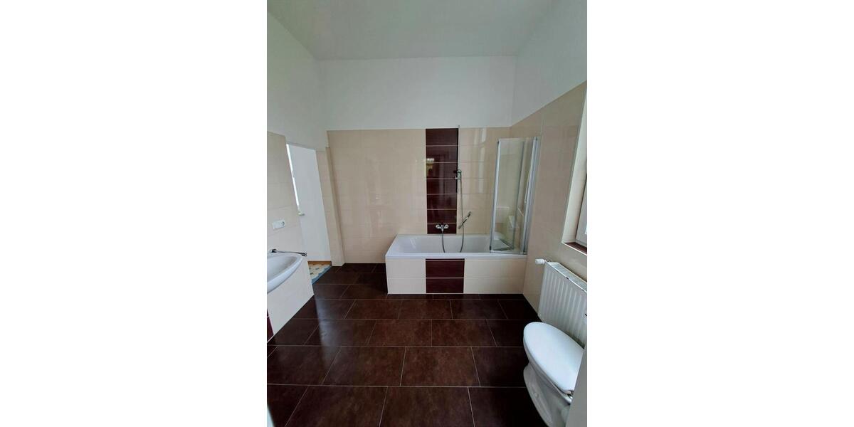 Erdgeschoßwohnung Bücken - 5 Zimmer, 134 m&sup2;, 1.150&euro; | Angebot:26487682
