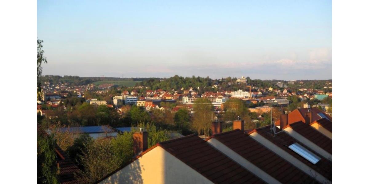 Dachgeschoßwohnung Ansbach - 3 Zimmer, 90 m&sup2;, 900&euro; | Angebot:24561694