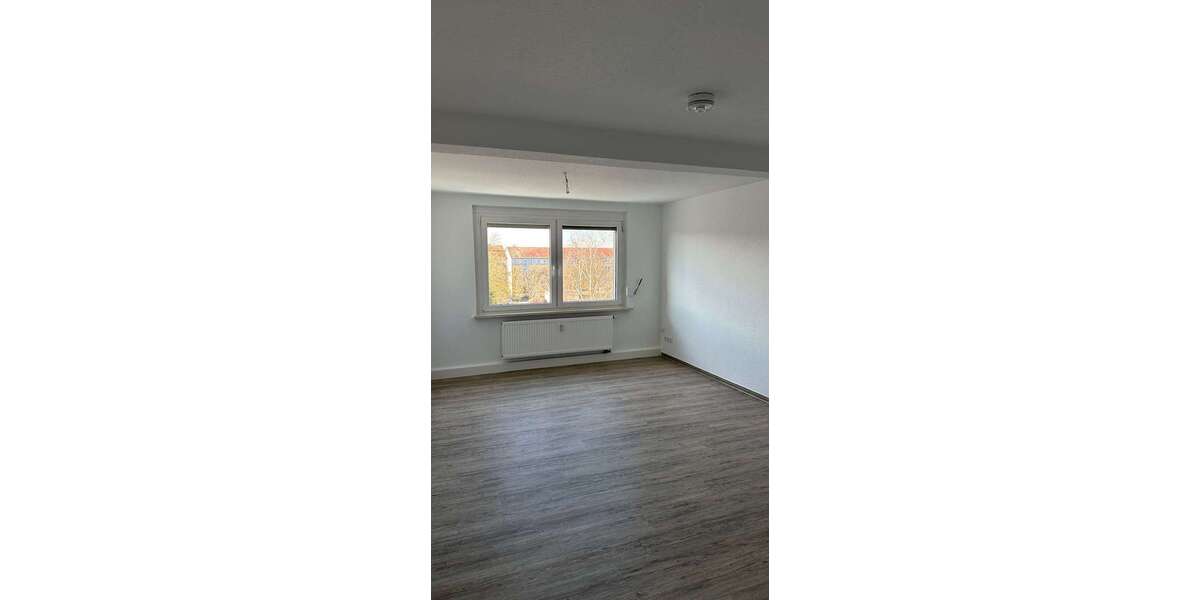 Etagenwohnung Torgau - 4 Zimmer, 71 m&sup2;, 396&euro; | Angebot:25442543