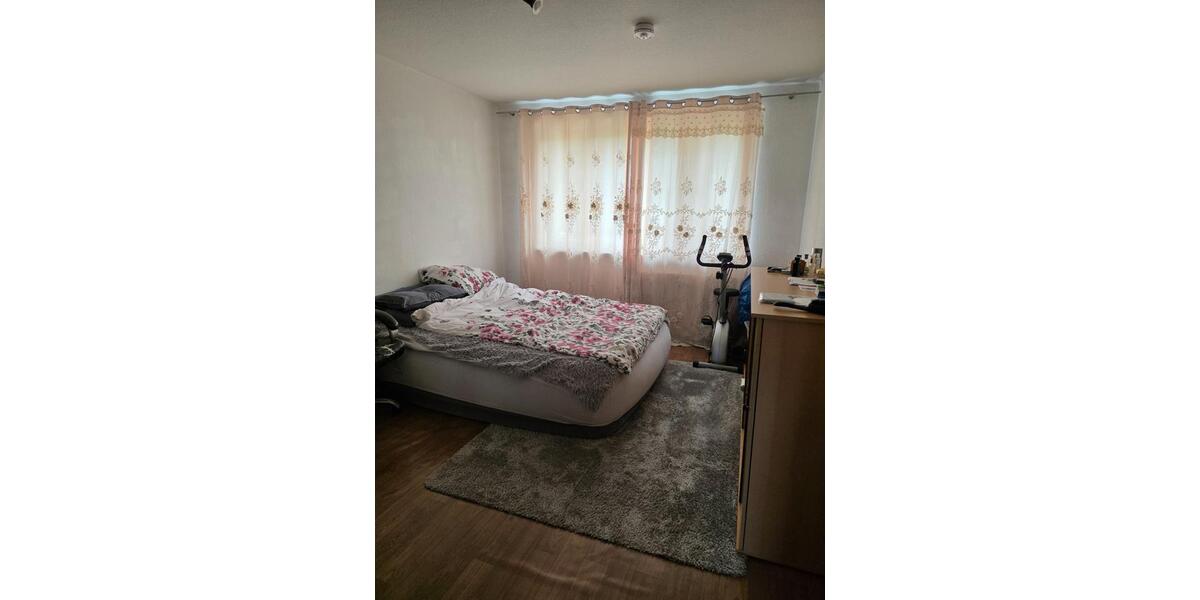 Etagenwohnung Querfurt - 3 Zimmer, 60 m&sup2;, 300&euro; | Angebot:26560365