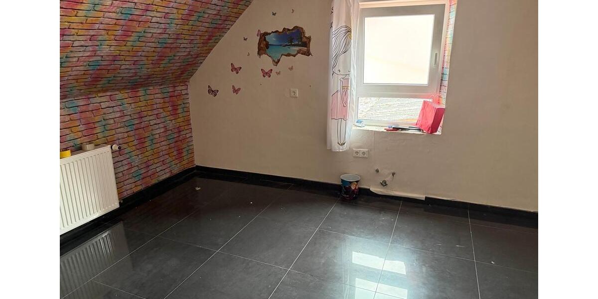 Dachgeschoßwohnung Neunkirchen - 3 Zimmer, 75 m&sup2;, 620&euro; | Angebot:26603873