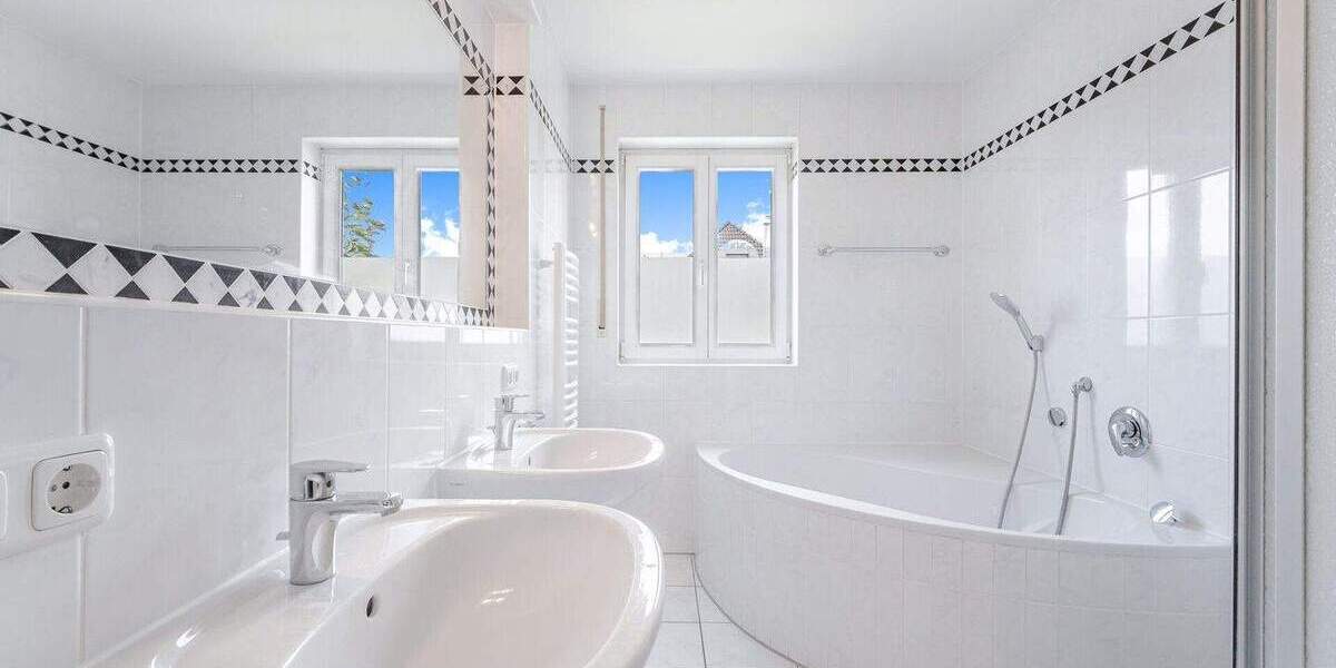 Hochwertige 4-Zimmer-Wohnung in TOP-Lage von Waldtrudering 4 zimmer