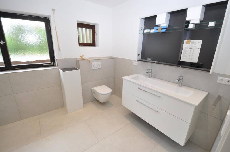 Etagenwohnung Gaienhofen-Hemmenhofen Hemmenhofen - 4 Zimmer, 131 m&sup2;, 1.450&euro; | Angebot:26545146
