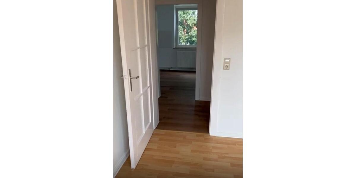 Dachgeschoßwohnung Helmstedt - 3 Zimmer, 60 m&sup2;, 650&euro; | Angebot:26636505