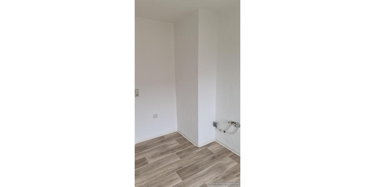 Etagenwohnung Halsbrücke - 2 Zimmer, 44 m&sup2;, 260&euro; | Angebot:25351063