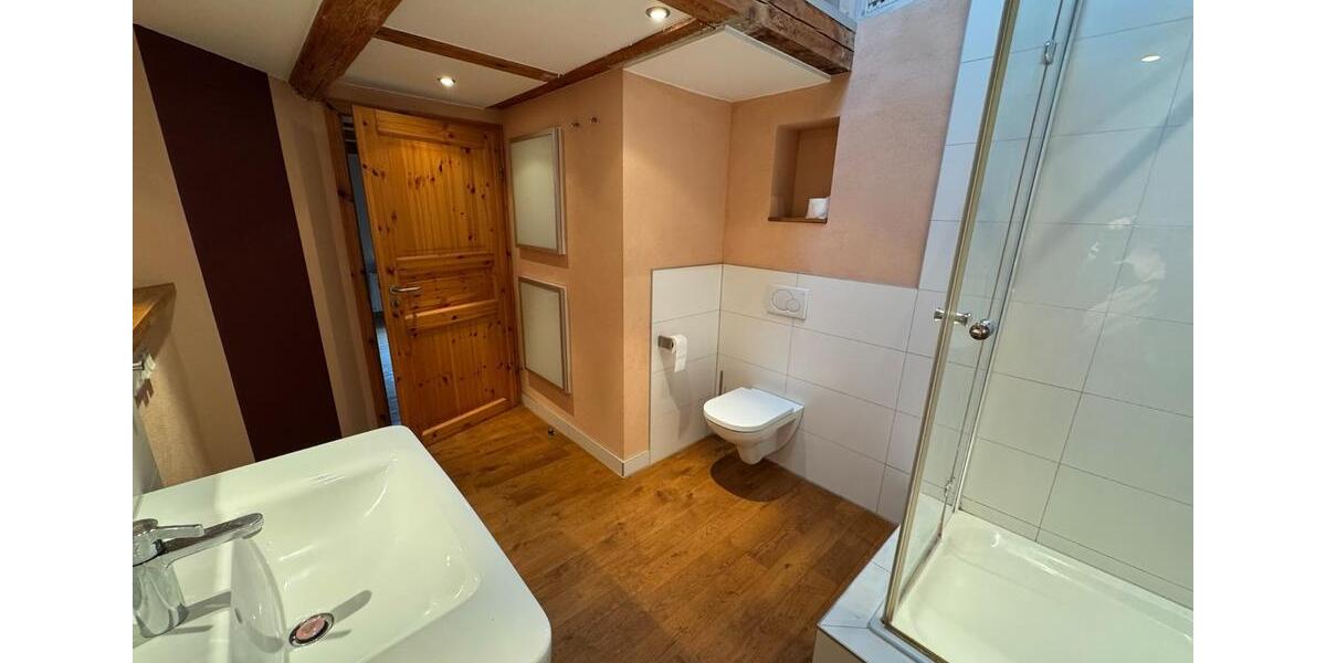 Dachgeschoßwohnung Duderstadt - 3 Zimmer, 130 m&sup2;, 750&euro; | Angebot:24102202