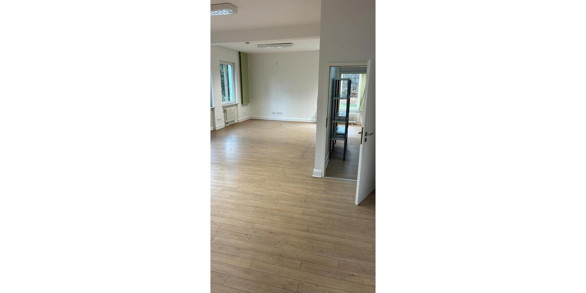 Gewerbeobjekt Göttingen Elliehausen / Esebeck - 1.000&euro; | Angebot:24181015