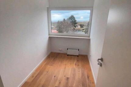 Haus Mainz Lerchenberg - 1 Zimmer, 10 m&sup2;, 340&euro; | Angebot:25417870