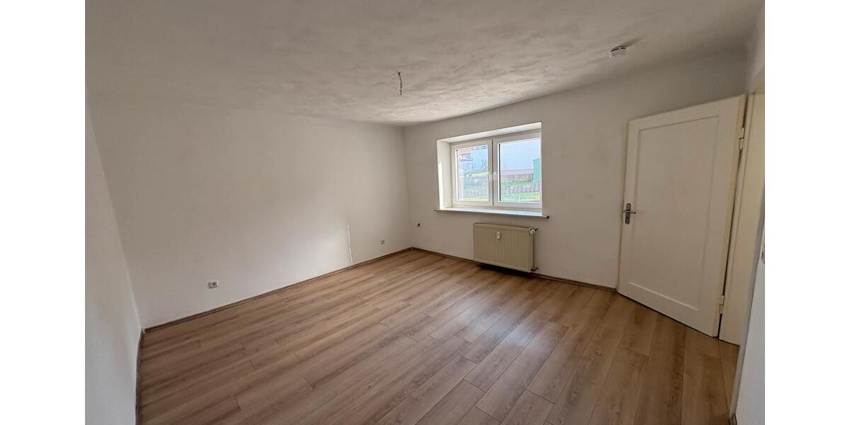 Terrassenwohnung Beckingen - 2 Zimmer, 75 m&sup2;, 730&euro; | Angebot:26367355