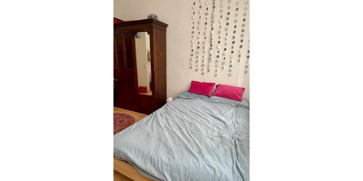Wohnen auf Zeit Köln Mülheim - 1 Zimmer, 10 m&sup2;, 100&euro; | Angebot:25895415