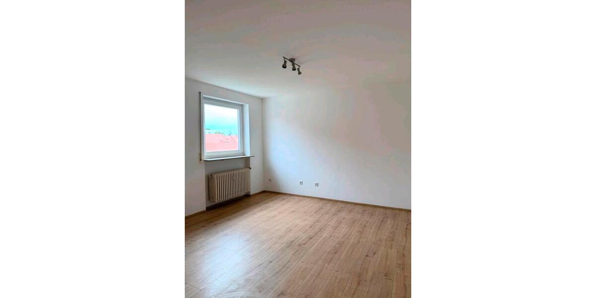Mehrfamilienhaus, Wohnhaus Nürnberg Kleinweidenmühle - 1 Zimmer, 25 m&sup2;, 540&euro; | Angebot:26048183