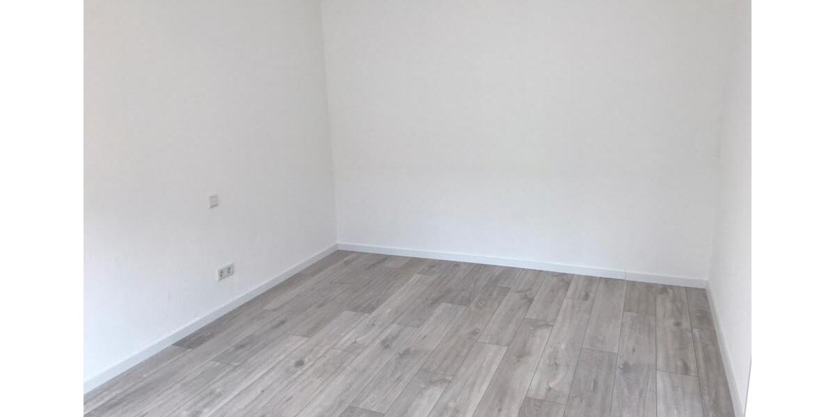 Etagenwohnung Darmstadt - 2 Zimmer, 77 m&sup2;, 917&euro; | Angebot:26660600