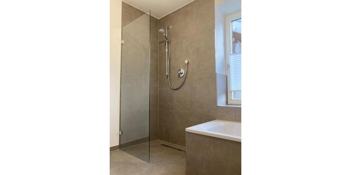 Etagenwohnung Kempten (Allgäu) - 3 Zimmer, 89 m&sup2;, 1.375&euro; | Angebot:26705059