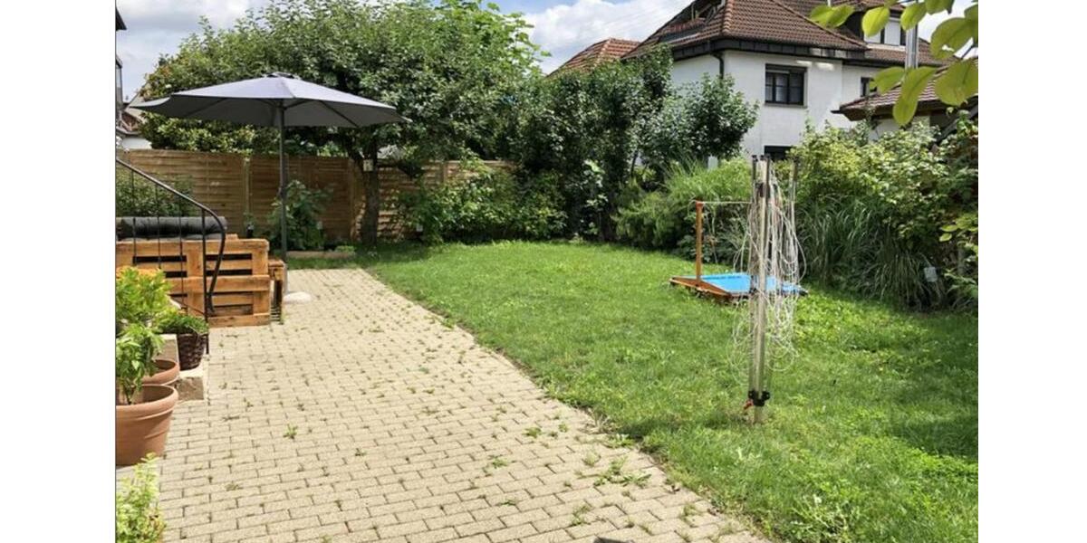 Stilvoll sanierte, vollmöblierte freistehende Stadtvilla+ Garten 8 zimmer