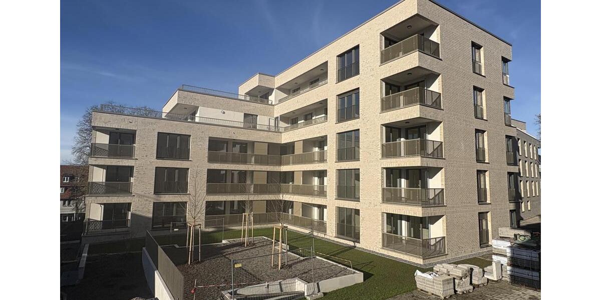Etagenwohnung Leonberg - 4 Zimmer, 105 m&sup2;, 1.898&euro; | Angebot:23644761