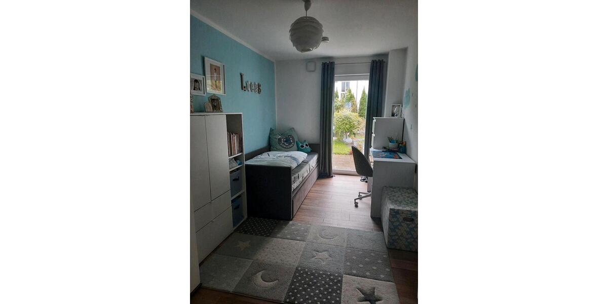 Erdgeschoßwohnung Waldkraiburg - 4 Zimmer, 103 m&sup2;, 1.390&euro; | Angebot:26050549