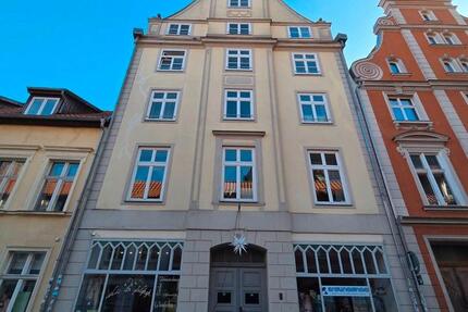 Wohnung Stralsund - 4 Zimmer, 107 m&sup2;, 1.284&euro; | Angebot:27656273